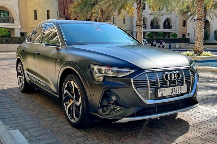 Audi e-tron, год 2020, цвет Black-Electric, пробег 26,000 km, фото 3970