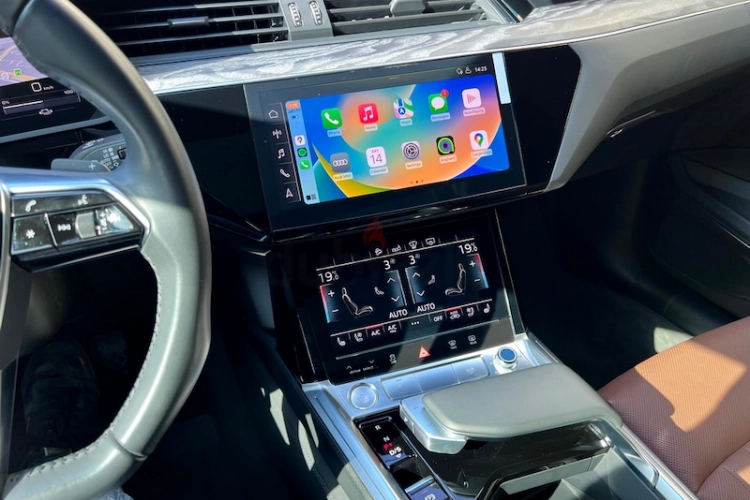 Audi e-tron, год 2020, цвет Black-Electric, пробег 26,000 km, фото 3979