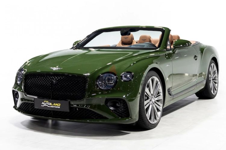 Bentley Continental, год 2022, цвет Green-Gasoline, пробег 2,979 km, фото 1310