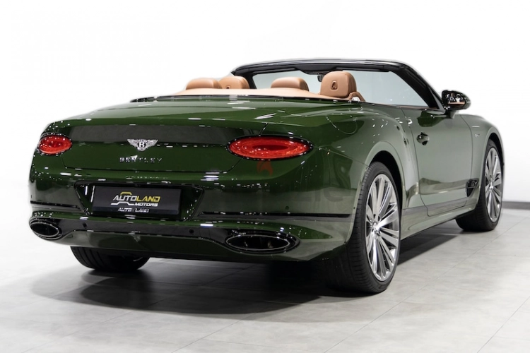 Bentley Continental, год 2022, цвет Green-Gasoline, пробег 2,979 km, фото 1311