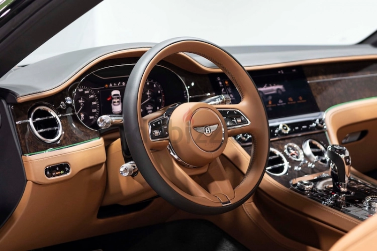 Bentley Continental, год 2022, цвет Green-Gasoline, пробег 2,979 km, фото 1318