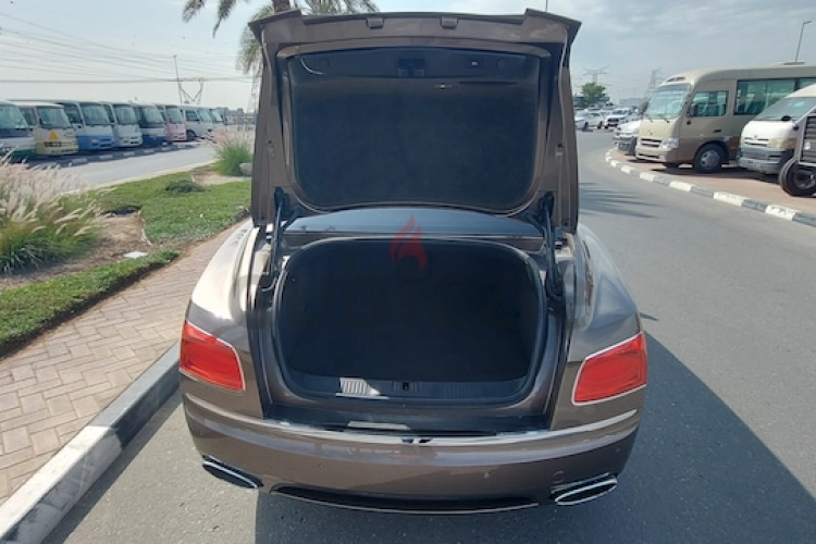 Bentley Continental Flying Spur, год 2014, цвет White-Gasoline, пробег 40,000 km, фото 4764