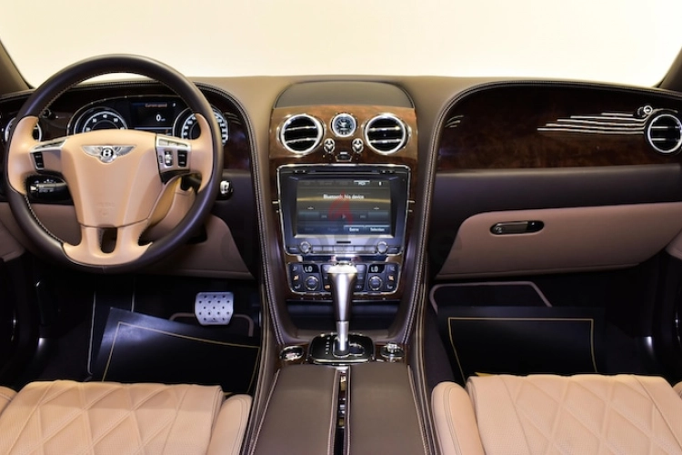 Bentley Continental Flying Spur, год 2016, цвет Brown-Gasoline, пробег 23,000 km, фото 19
