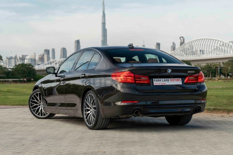 BMW 5-Series, год 2017, цвет Grey-Gasoline, пробег 71,000 km, фото 4937