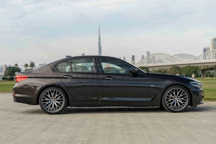 BMW 5-Series, год 2017, цвет Grey-Gasoline, пробег 71,000 km, фото 4945