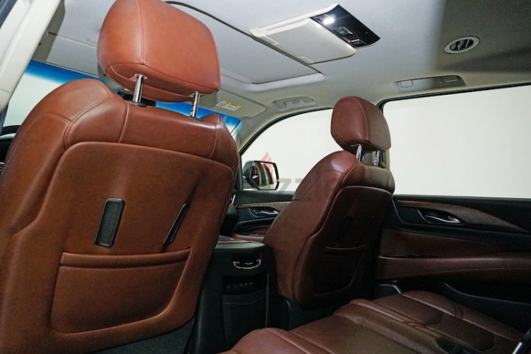 Cadillac Escalade, год 2018, цвет Black-Gasoline, пробег 139,000 km, фото 353