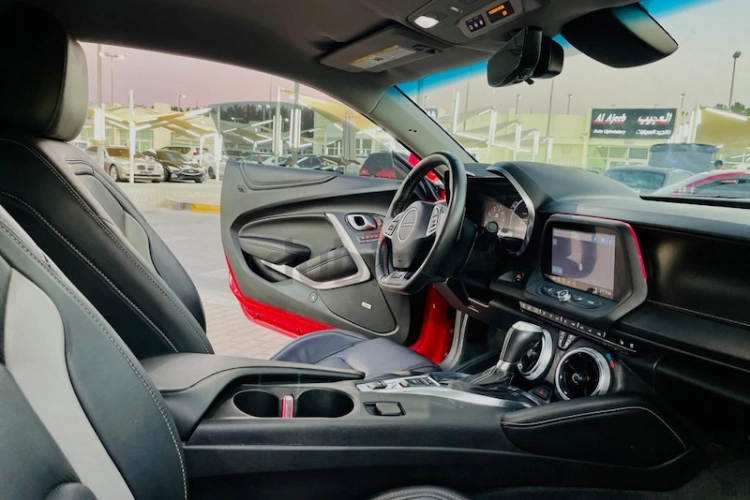 Chevrolet Camaro, год 2019, цвет Red-Gasoline, пробег 40,000 km, фото 4196