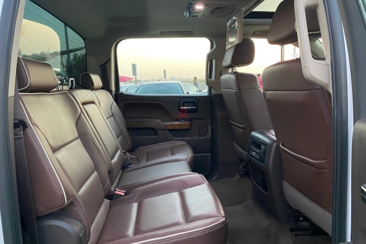 Chevrolet Silverado, год 2016, цвет White-Gasoline, пробег 160,000 km, фото 2412