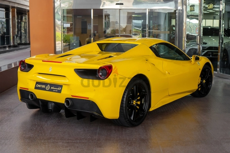 Ferrari 488 Spider, год 2017, цвет Yellow-Gasoline, пробег 10,000 km, фото 3310