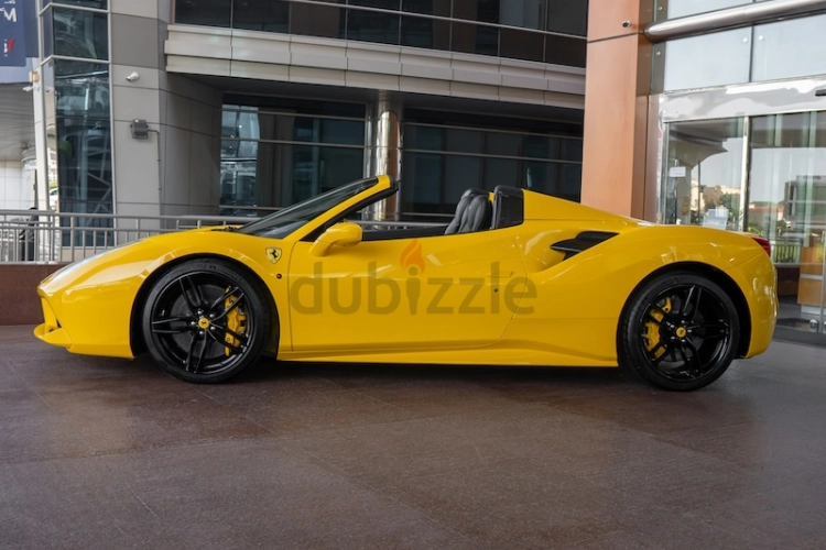 Ferrari 488 Spider, год 2017, цвет Yellow-Gasoline, пробег 10,000 km, фото 3314
