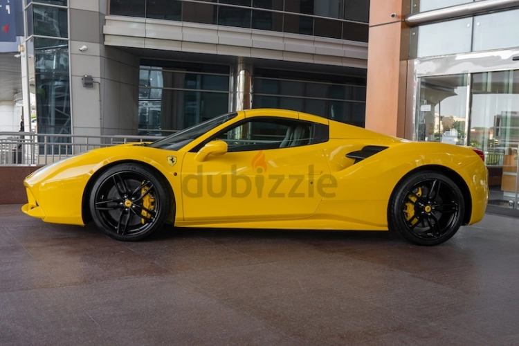 Ferrari 488 Spider, год 2017, цвет Yellow-Gasoline, пробег 10,000 km, фото 3315