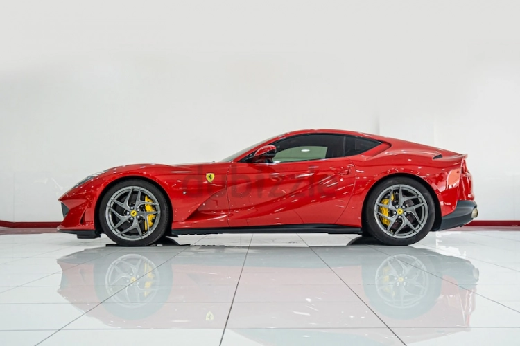 Ferrari 812 Superfast, год 2019, цвет Red-Gasoline, пробег 12,000 km, фото 3099