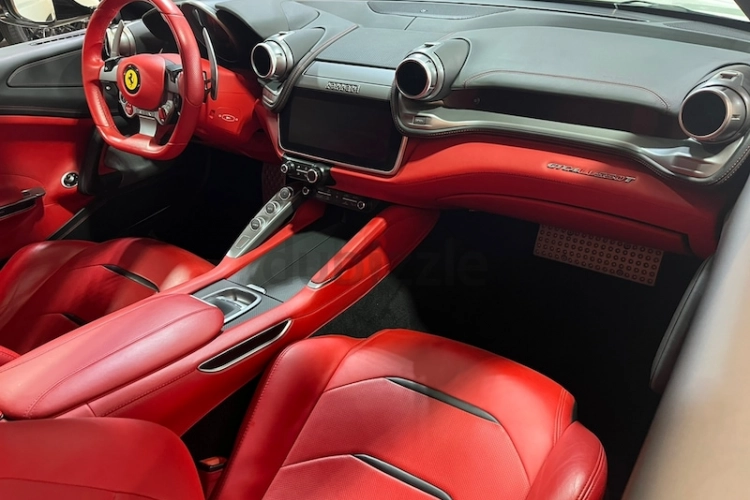 Ferrari GTC4 Lusso, год 2018, цвет White-Gasoline, пробег 21,000 km, фото 2139