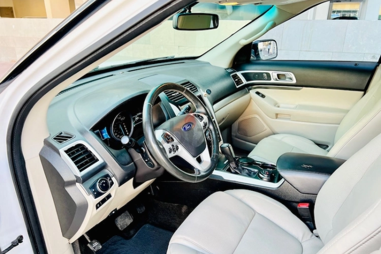 Ford Explorer, год 2015, цвет White-Gasoline, пробег 150,000 km, фото 3077