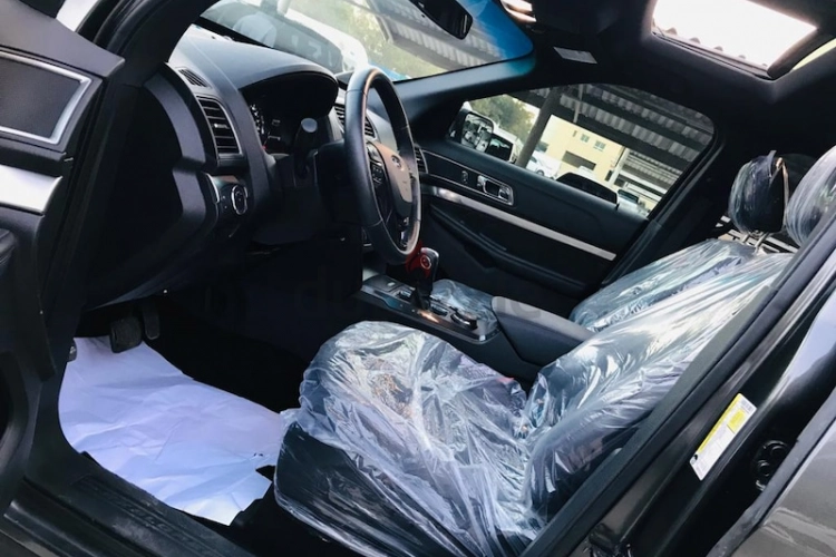Ford Explorer, год 2019, цвет Grey-Gasoline, пробег 57,837 km, фото 2964
