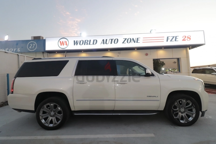 GMC Yukon, год 2015, цвет White-Gasoline, пробег 129,000 km, фото 4779
