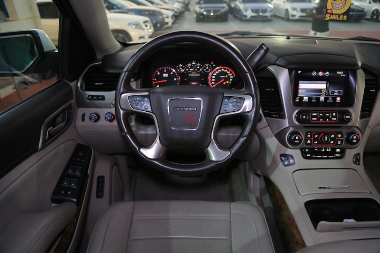 GMC Yukon, год 2015, цвет White-Gasoline, пробег 129,000 km, фото 4786