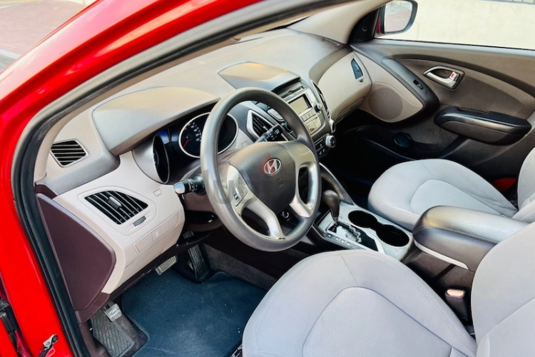 Hyundai Tucson, год 2014, цвет Red-Gasoline, пробег 146,000 km, фото 2997