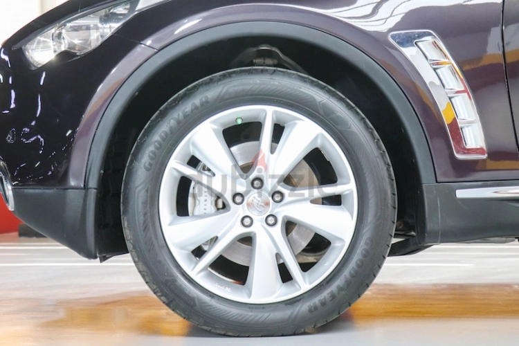 Infiniti QX70, год 2016, цвет Brown-Gasoline, пробег 117,000 km, фото 4888