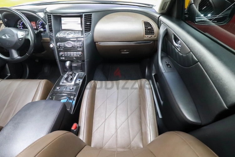 Infiniti QX70, год 2016, цвет Brown-Gasoline, пробег 117,000 km, фото 4893