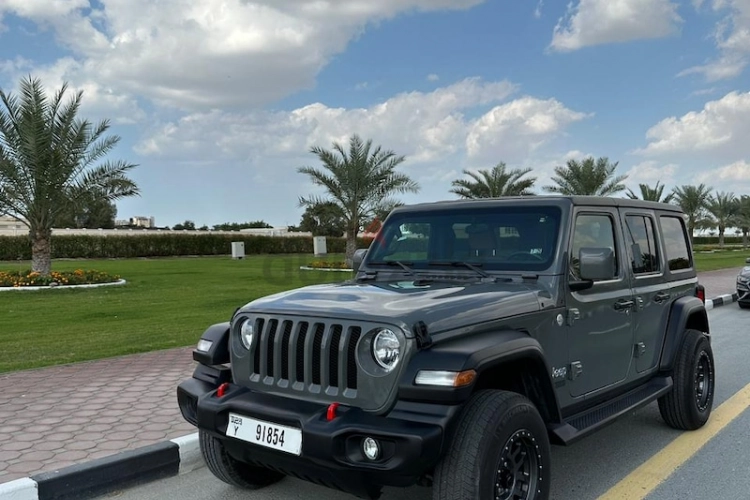 Jeep Wrangler Unlimited, год 2020, цвет Grey-Gasoline, пробег 5,600 km, фото 395