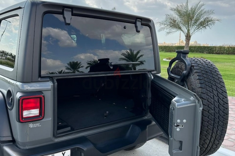 Jeep Wrangler Unlimited, год 2020, цвет Grey-Gasoline, пробег 5,600 km, фото 409