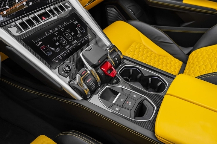 Lamborghini Urus, год 2021, цвет Black-Gasoline, пробег 42,000 km, фото 2976