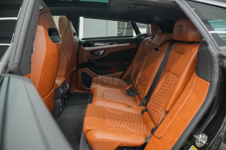 Lamborghini Urus, год 2022, цвет Burgundy-Gasoline, пробег 1,900 km, фото 1562