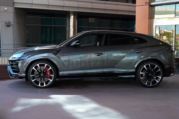 Lamborghini Urus, год 2022, цвет Grey-Gasoline, пробег 9,000 km, фото 3330