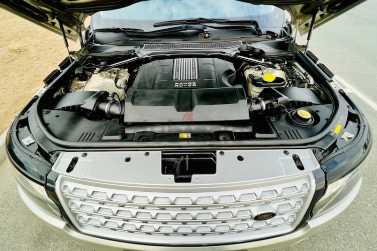 Land Rover Range Rover, год 2014, цвет Gold-Gasoline, пробег 131,380 km, фото 1526