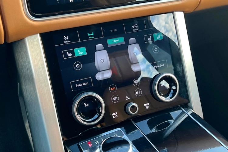 Land Rover Range Rover, год 2018, цвет White-Gasoline, пробег 56,000 km, фото 3912