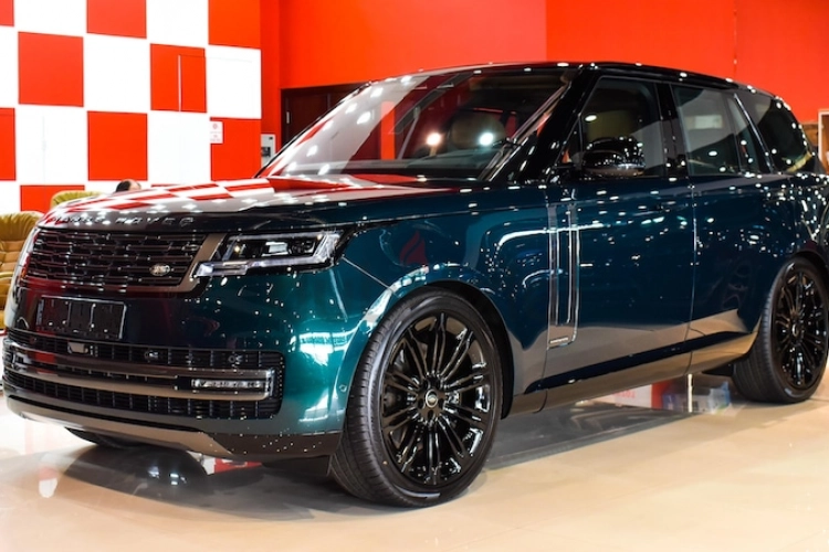 Land Rover Range Rover, год 2023, цвет Green-Gasoline, пробег 0 km, фото 1408