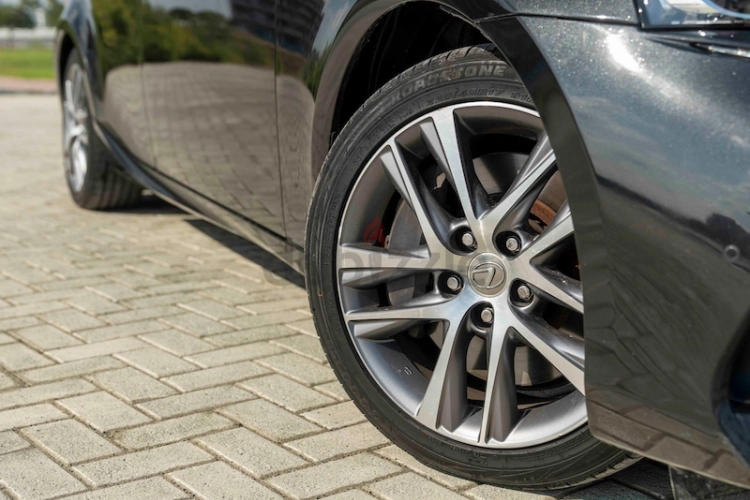 Lexus IS-Series, год 2017, цвет Black-Gasoline, пробег 93,000 km, фото 4137