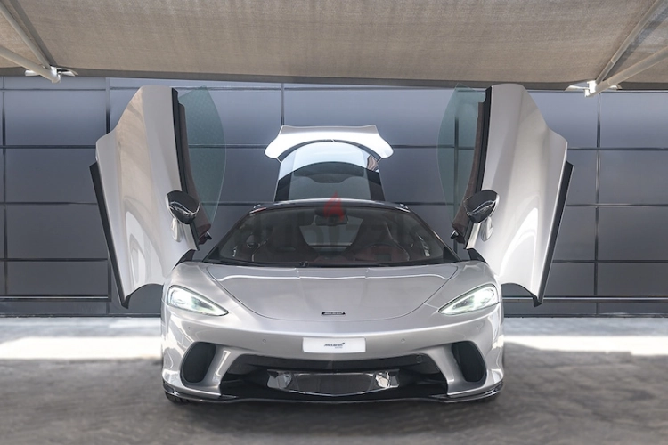 McLaren GT, год 2022, цвет Silver-Gasoline, пробег 2,900 km, фото 180