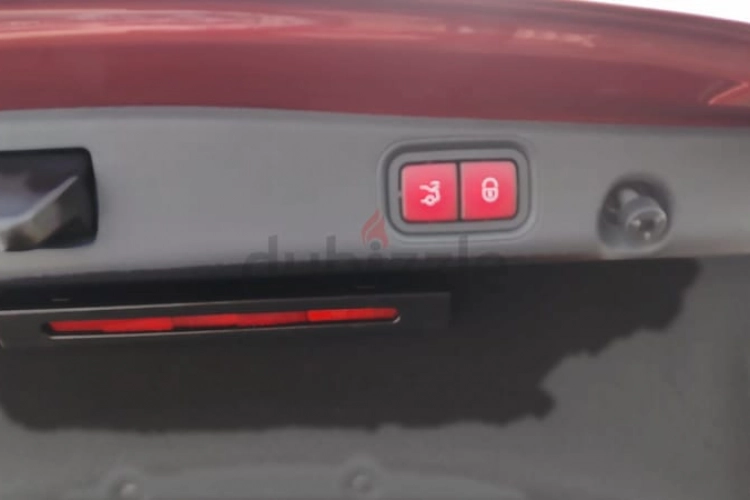 Mercedes-Benz E-Class, год 2018, цвет Red-Gasoline, пробег 23,000 km, фото 4860