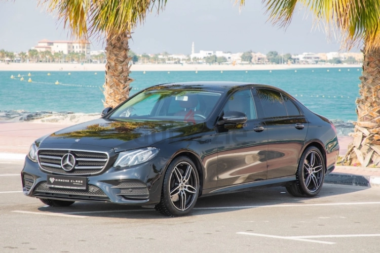 Mercedes-Benz E-Class, год 2020, цвет Black-Gasoline, пробег 4,900 km, фото 959