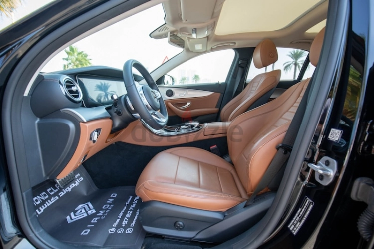 Mercedes-Benz E-Class, год 2020, цвет Black-Gasoline, пробег 4,900 km, фото 968