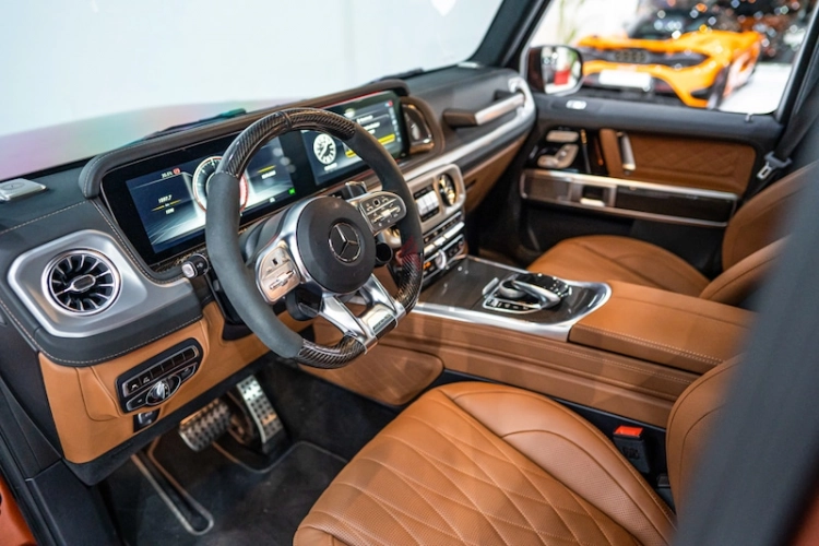 Mercedes-Benz G-Class, год 2022, цвет Orange-Gasoline, пробег 1,000 km, фото 4268