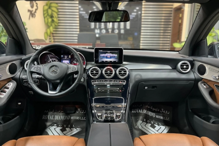 Mercedes-Benz GLC, год 2017, цвет Black-Gasoline, пробег 105,000 km, фото 2035