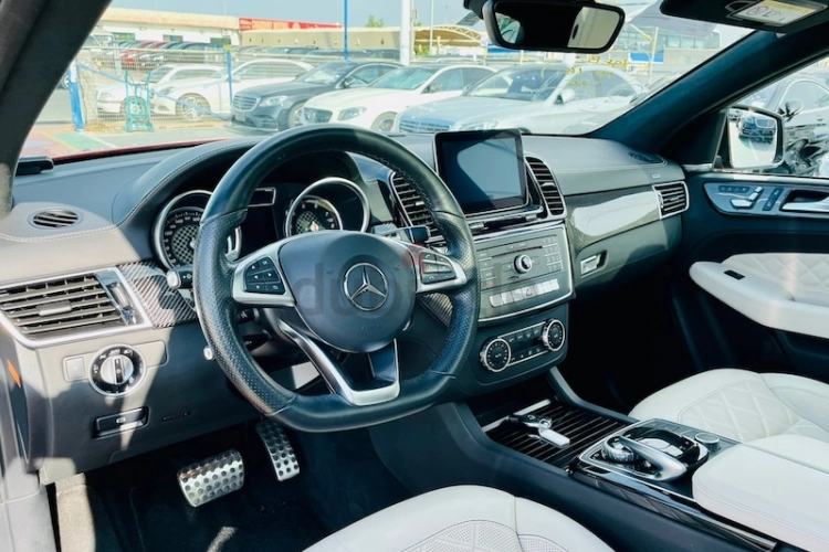 Mercedes-Benz GLE-Class, год 2017, цвет Red-Gasoline, пробег 36,821 km, фото 4510
