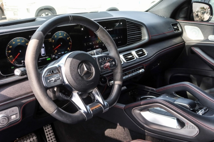 Mercedes-Benz GLE-Class, год 2022, цвет Black-Gasoline, пробег 15,000 km, фото 4044