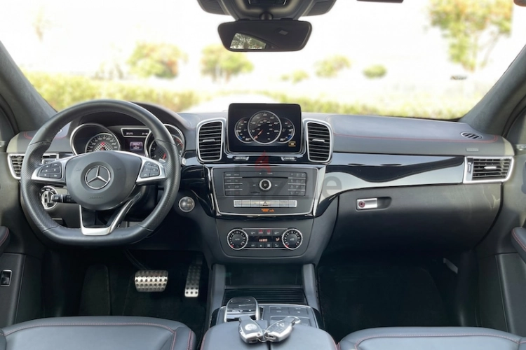 Mercedes-Benz GLE Coupe, год 2019, цвет White-Gasoline, пробег 18,000 km, фото 1893