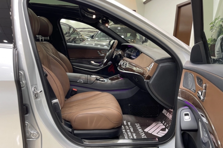 Mercedes-Benz S-Class, год 2018, цвет Silver-Gasoline, пробег 60,900 km, фото 4371