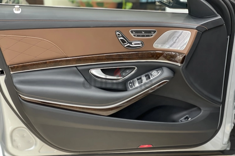 Mercedes-Benz S-Class, год 2018, цвет Silver-Gasoline, пробег 60,900 km, фото 4374