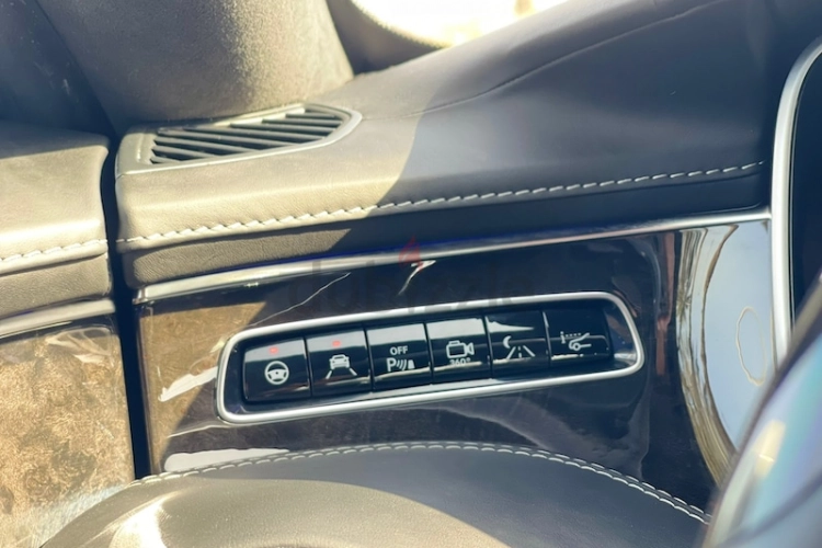 Mercedes-Benz S-Class Coupe, год 2015, цвет White-Gasoline, пробег 16,500 km, фото 4495