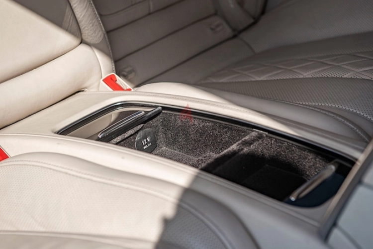 Mercedes-Benz S-Class Coupe, год 2015, цвет White-Gasoline, пробег 160,000 km, фото 4544