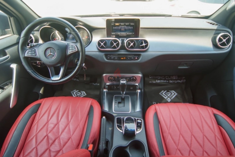 Mercedes-Benz X Class, год 2019, цвет Black-Gasoline, пробег 99,000 km, фото 856