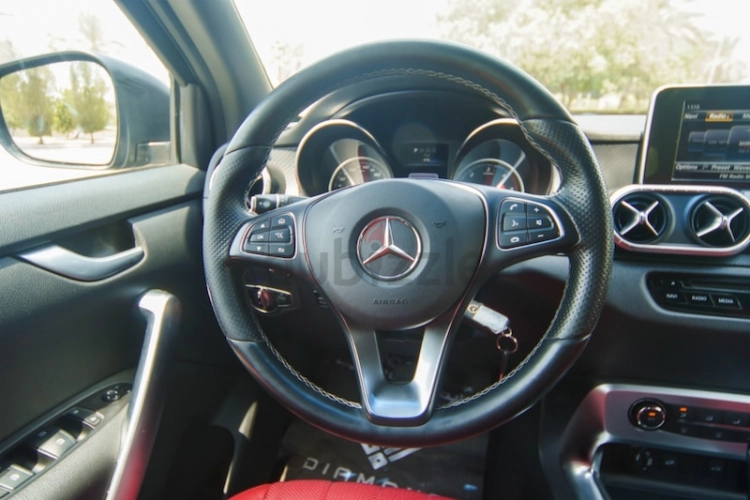 Mercedes-Benz X Class, год 2019, цвет Black-Gasoline, пробег 99,000 km, фото 863