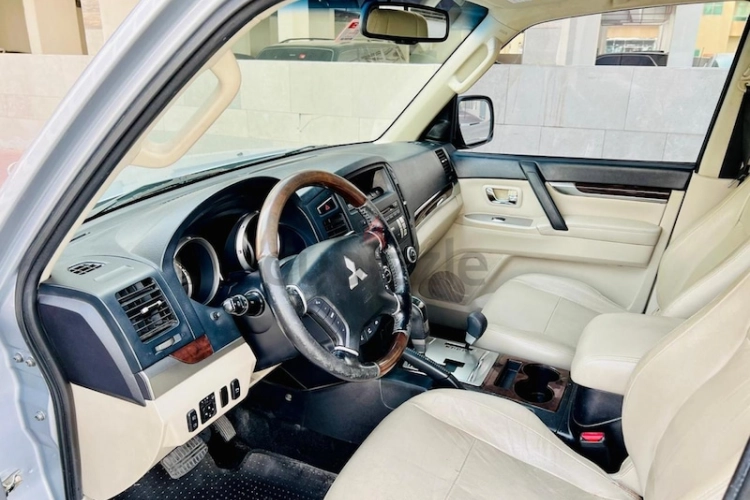 Mitsubishi Pajero, год 2011, цвет Silver-Gasoline, пробег 131,000 km, фото 3006
