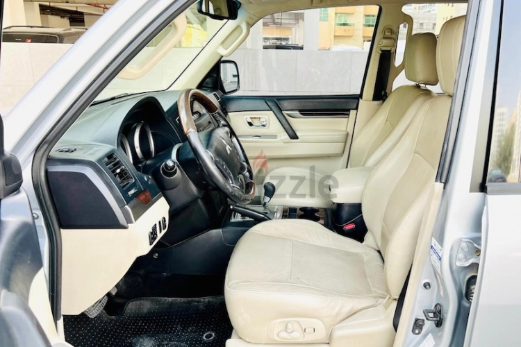 Mitsubishi Pajero, год 2011, цвет Silver-Gasoline, пробег 131,000 km, фото 3004
